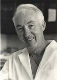 Norman E. Shumway先生。世界の心臓移植のパイオニアです。